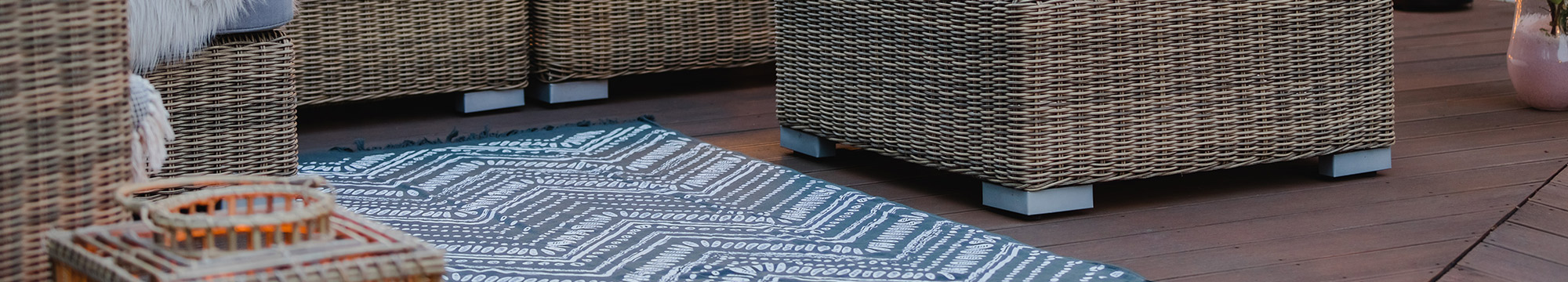 outdoor_header